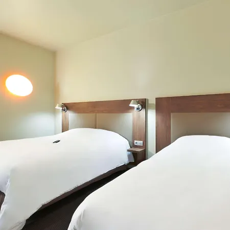 Hotel Campanile Centre - Gare Nancy