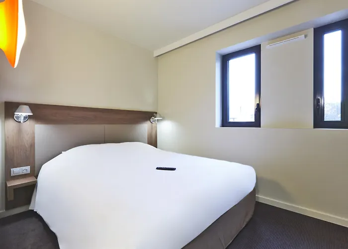 Campanile Centre - Gare Otel