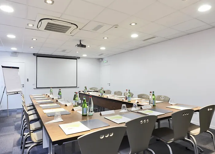 Campanile Centre - Gare Otel